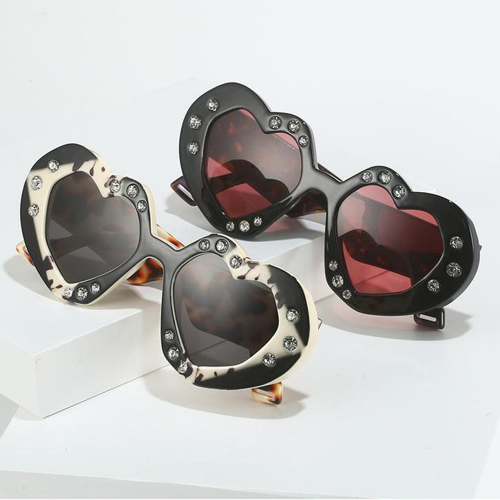 Heart-shaped Punk Sunglasses Women 2024 Luxury Brand Designer Love Sun Glasses For Ladies Street Style With&nbsp;Rhinestones&nbsp;Eyewear